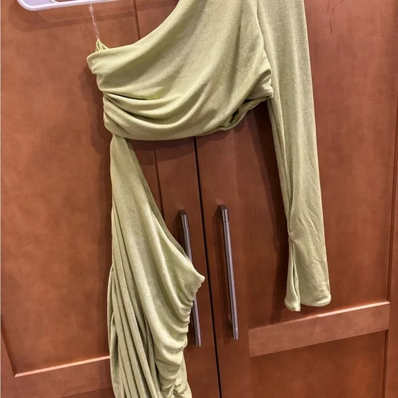 Oh Polly Light Green cut out dress size 6 - Picture 5 of 6